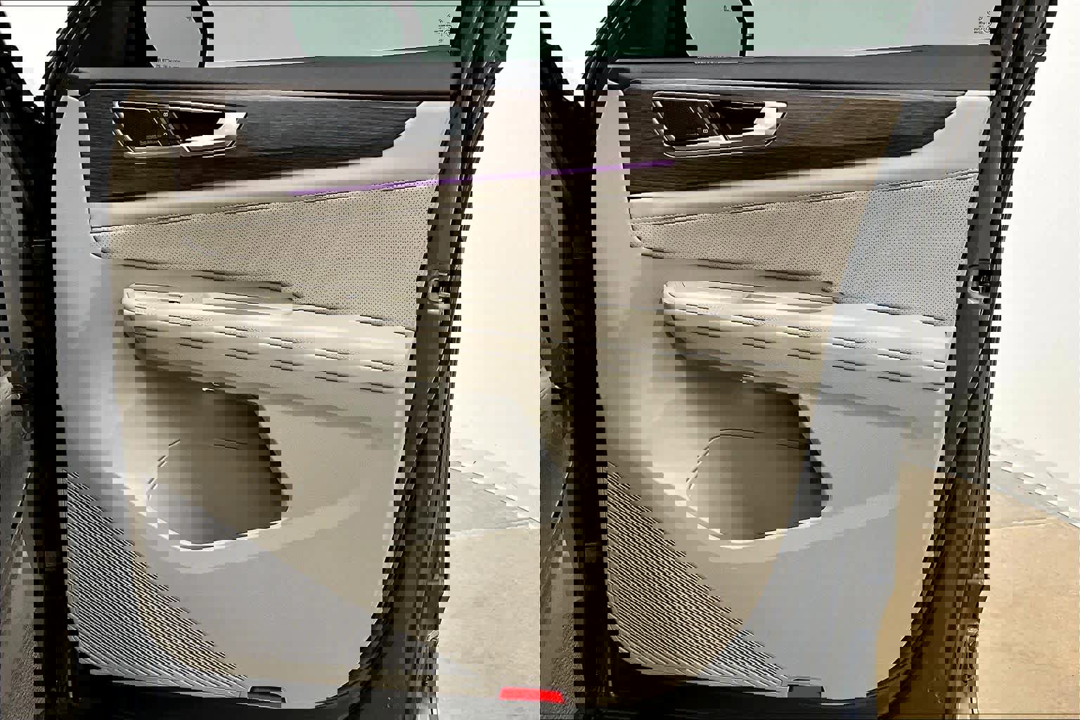 Used 2024 Volkswagen Atlas SEL Premium R-Line image 28