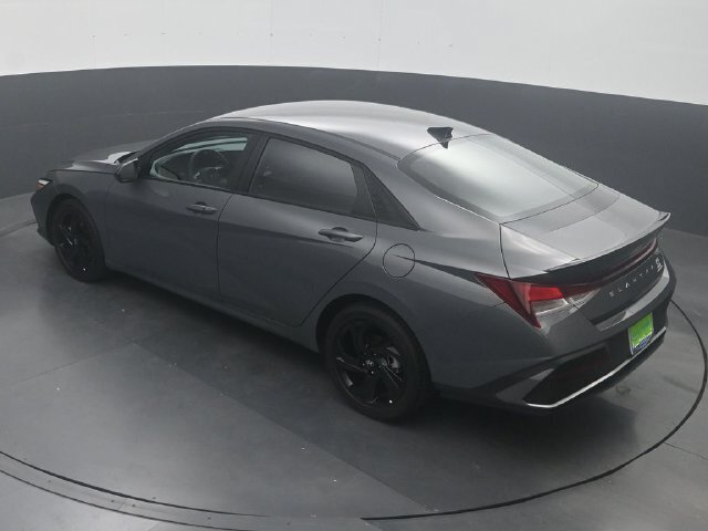 Used 2026 Hyundai Elantra Sport FWD image 28