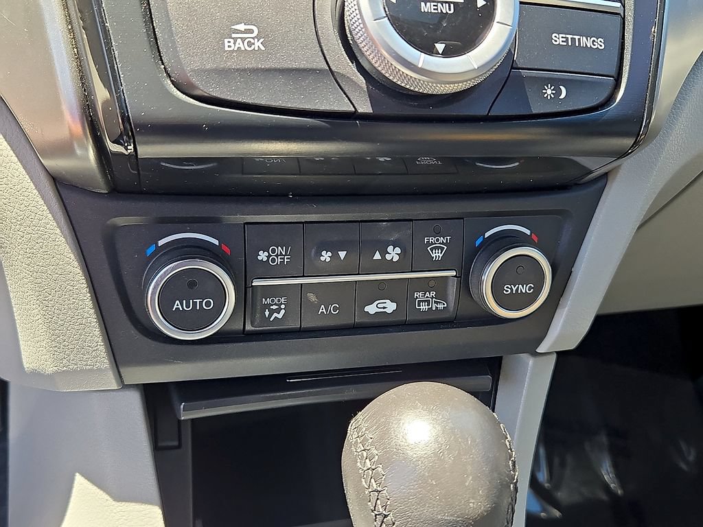 Used 2020 Acura ILX FWD image 18