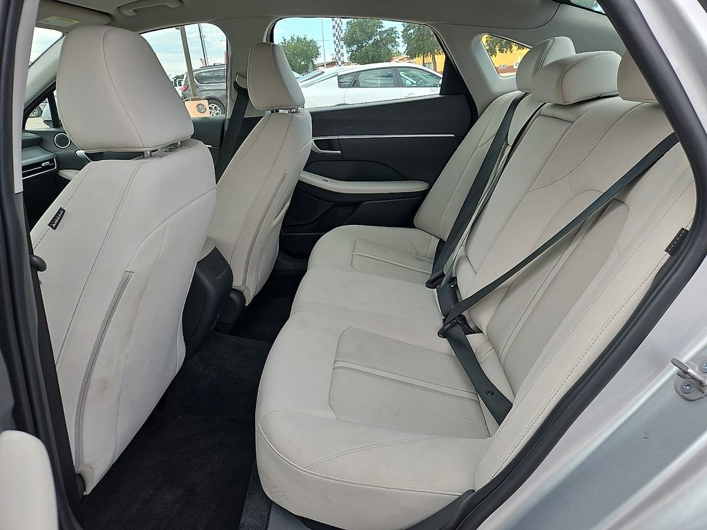 Used 2025 Hyundai Sonata SEL FWD image 11