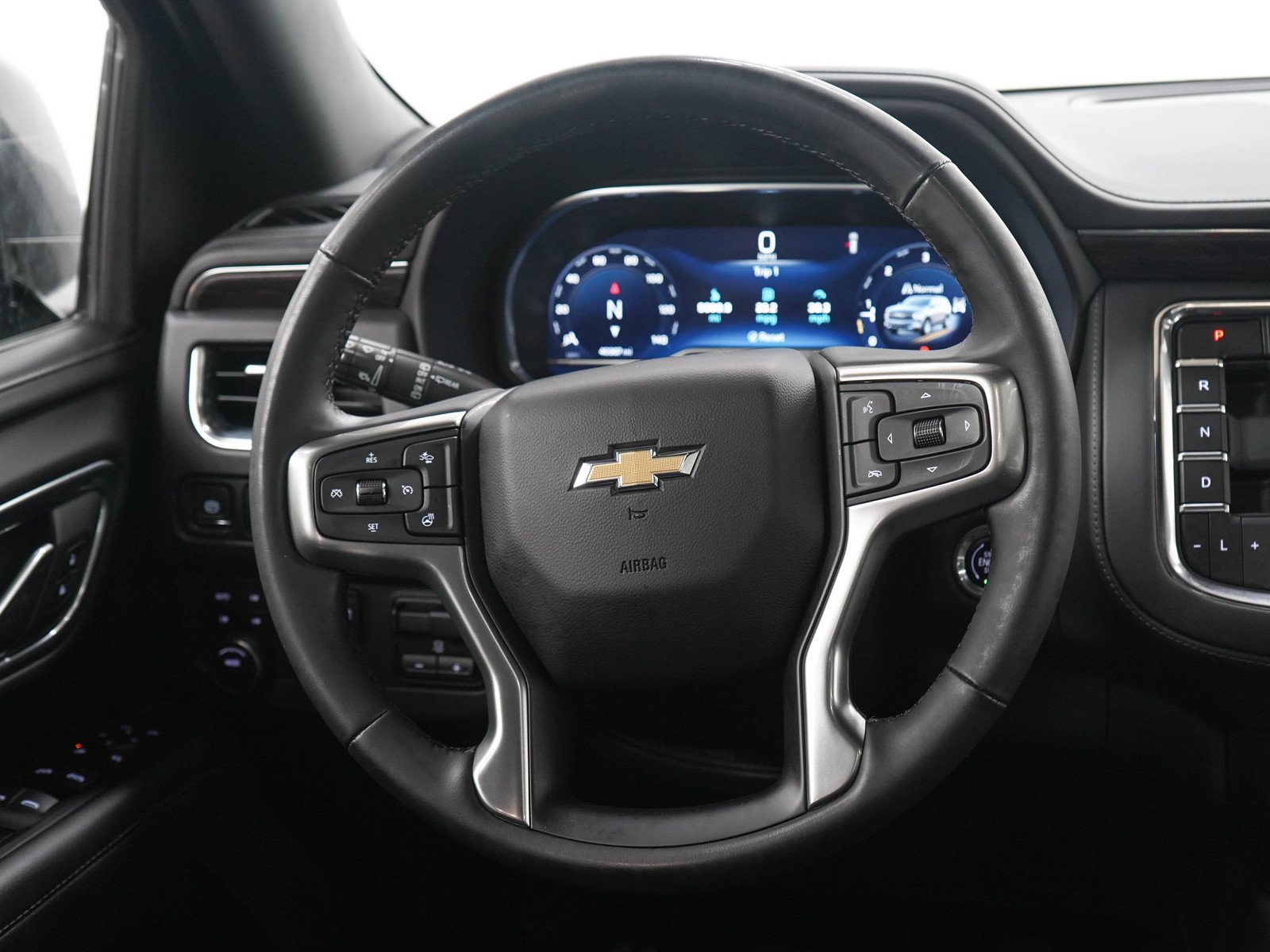Used 2023 Chevrolet Suburban LT w/ LT Signature Package AWD/4WD image 19