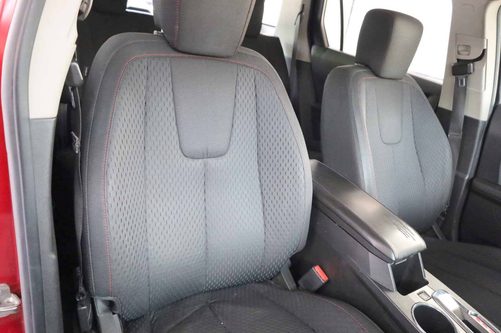 Used 2014 GMC Terrain SLE FWD image 37
