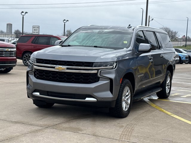 Used 2021 Chevrolet Suburban LS w/ Driver Alert Package image 13