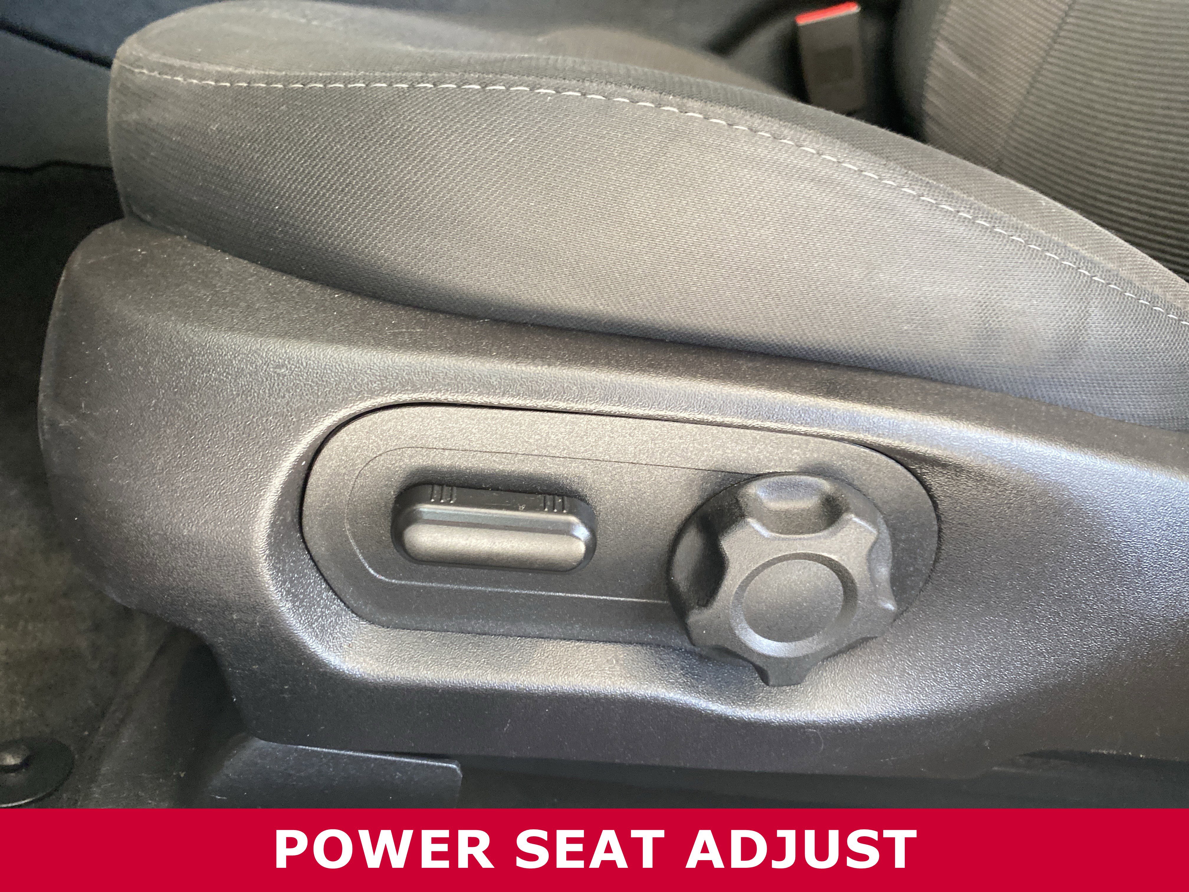 Used 2018 Ford Taurus SEL image 17