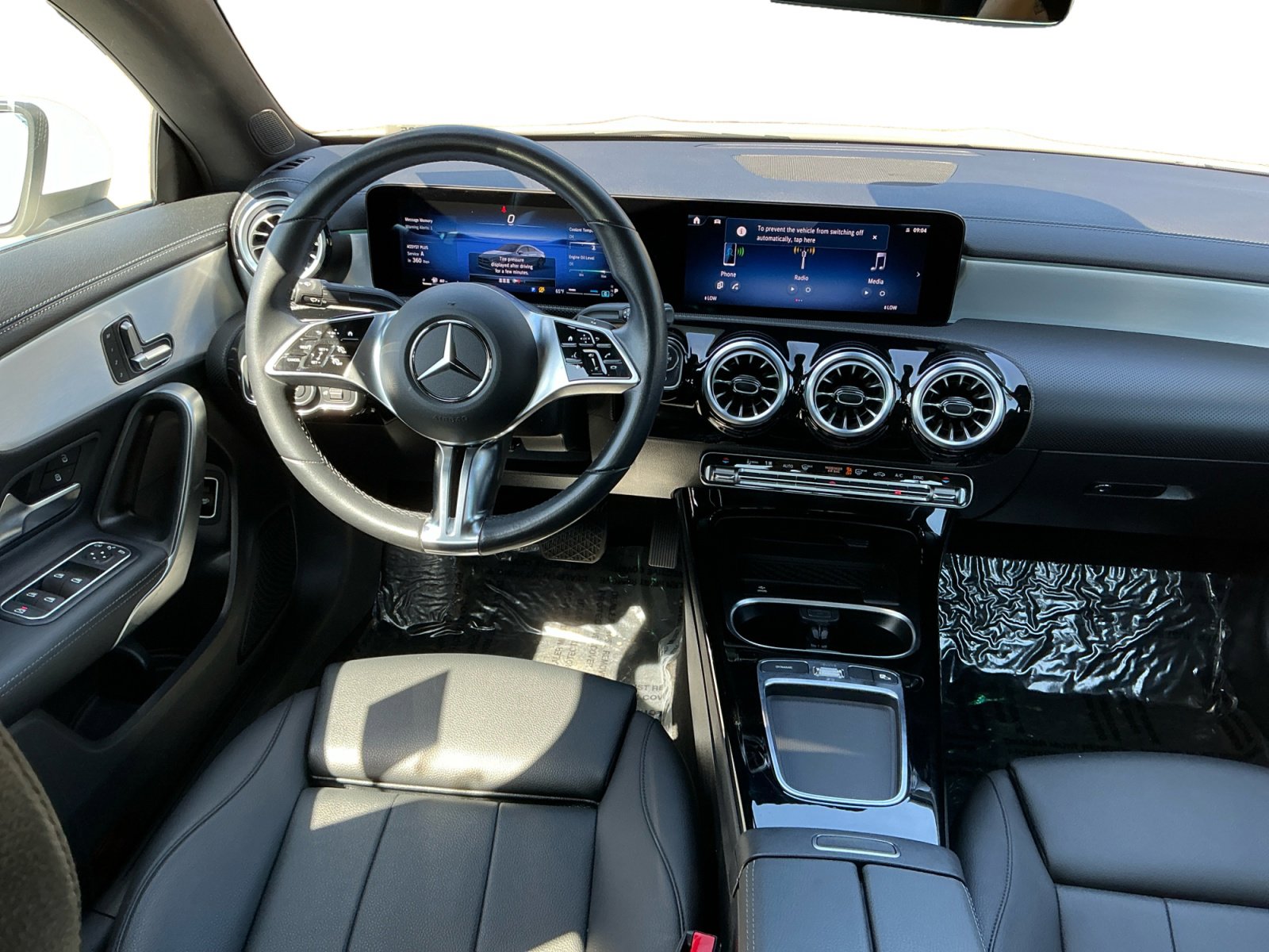 Used 2025 Mercedes-Benz CLA 250 4MATIC image 14