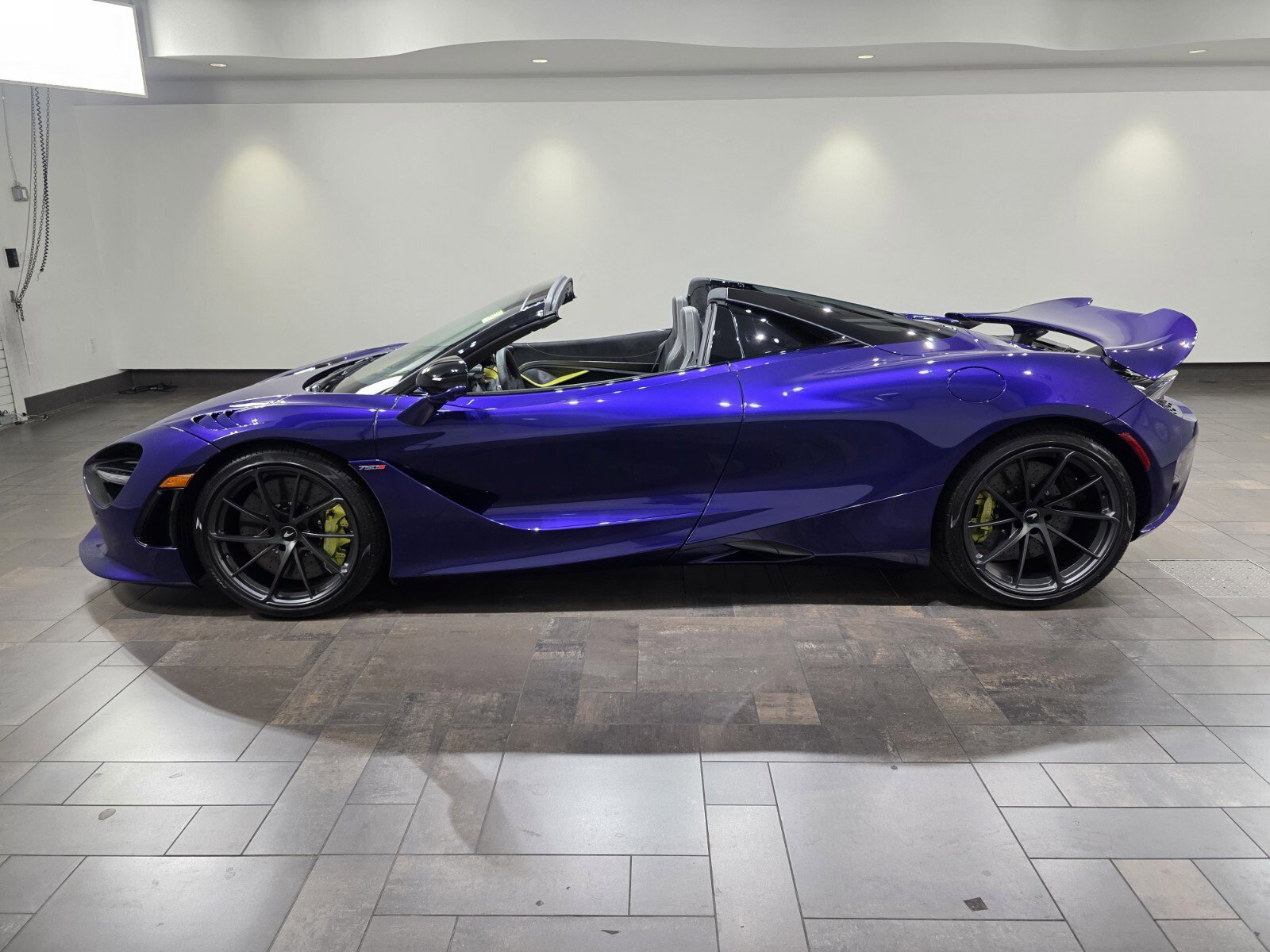 New 2026 McLaren 750S Spider image 3