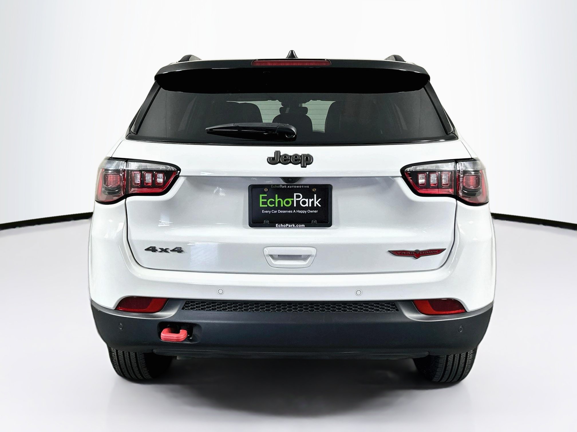 Used 2025 Jeep Compass Trailhawk AWD/4WD image 7