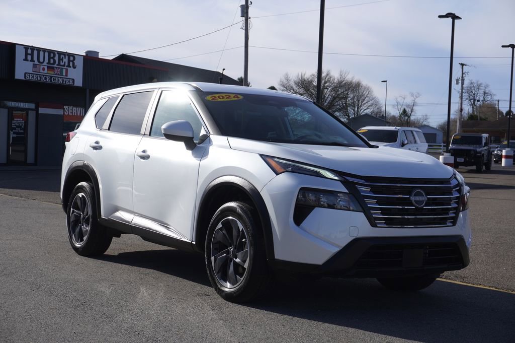 Used 2024 Nissan Rogue SV image 9