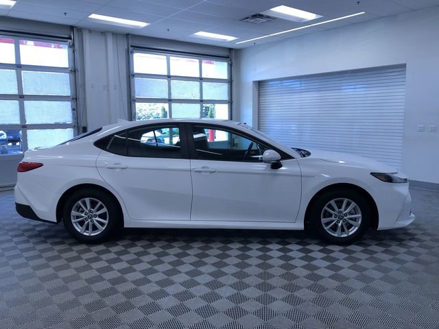 Certified 2026 Toyota Camry LE FWD image 34