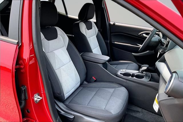 New 2026 Chevrolet Trax LS FWD image 10