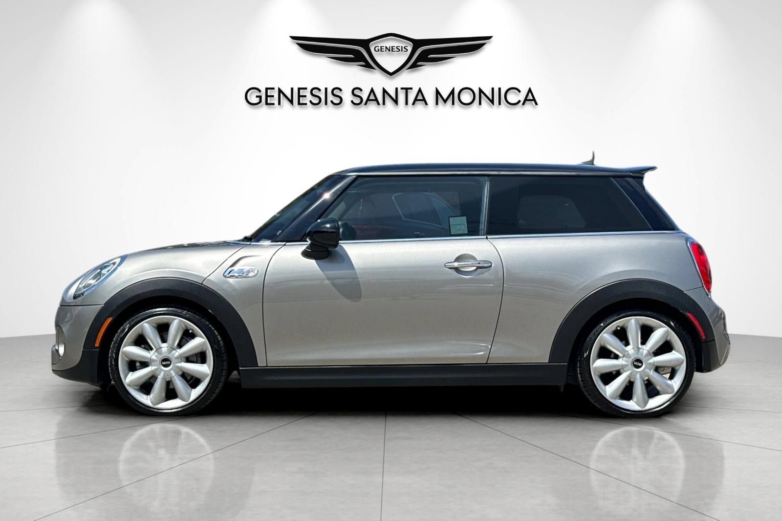 Used 2017 MINI Cooper S FWD image 8