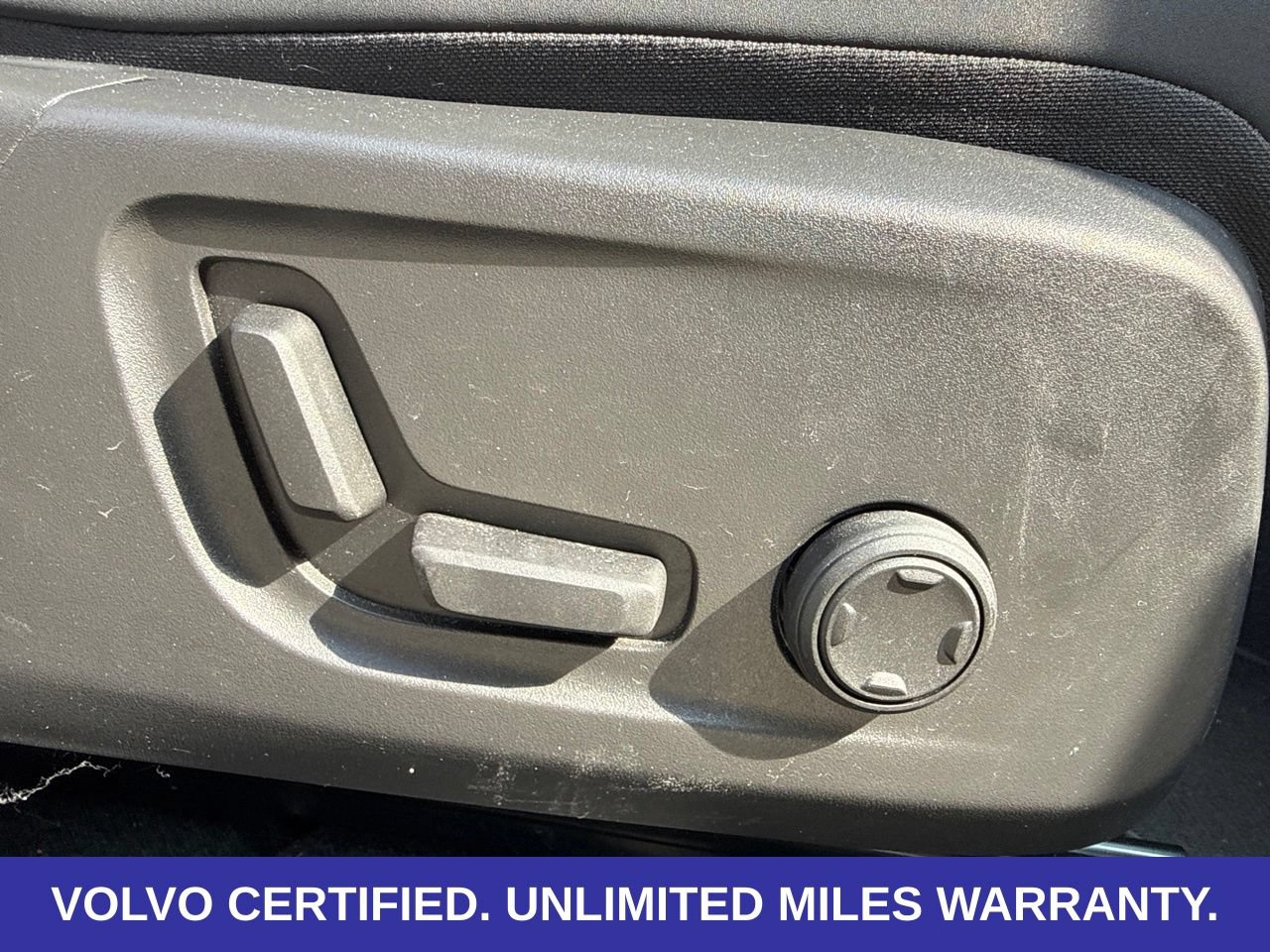 Certified 2023 Volvo XC40 Recharge Plus AWD/4WD image 12