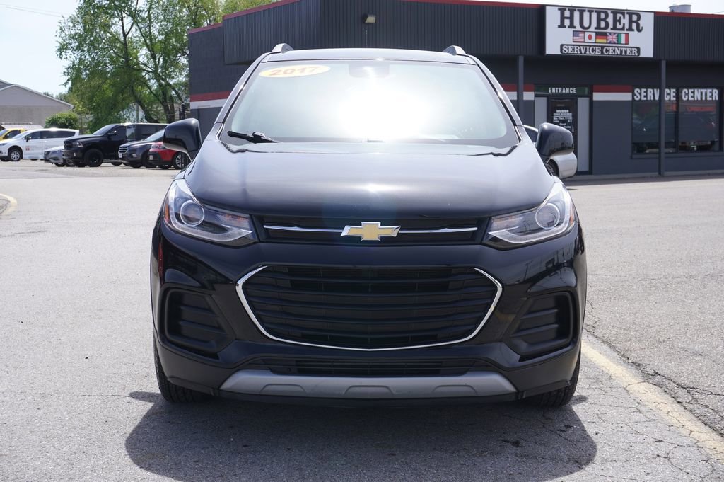 Used 2017 Chevrolet Trax LT w/ LT Convenience Package FWD video 2