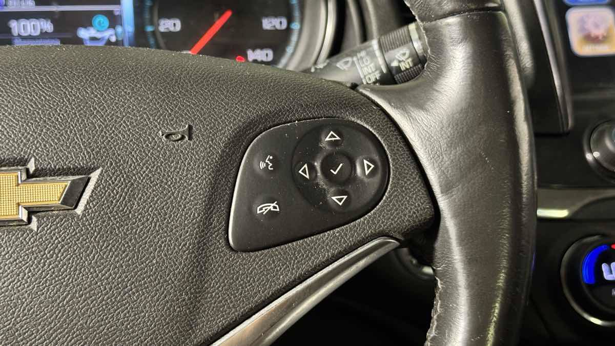 Used 2017 Chevrolet Impala Premier FWD image 16