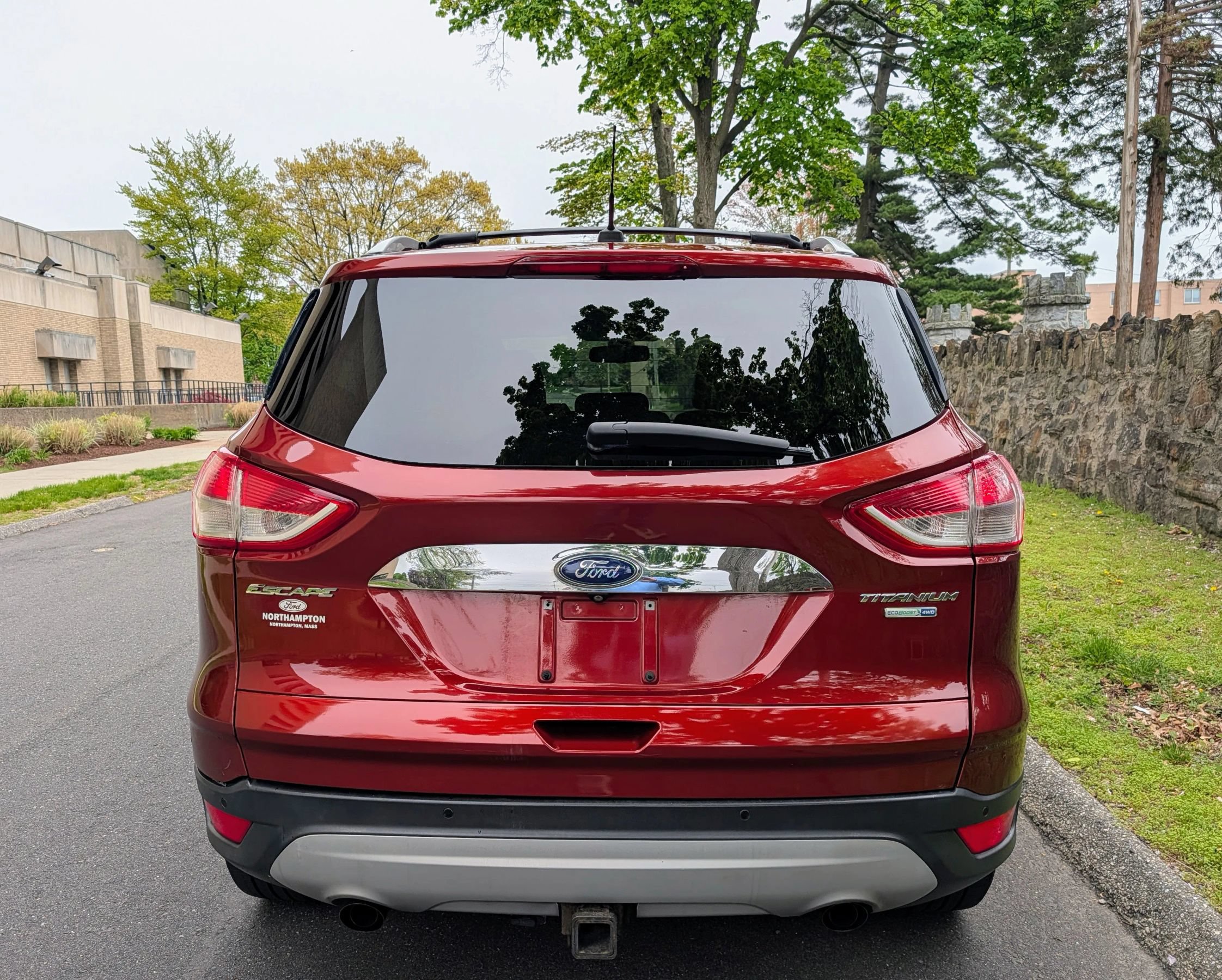 Used 2014 Ford Escape Titanium w/ Equipment Group 401A AWD/4WD image 3