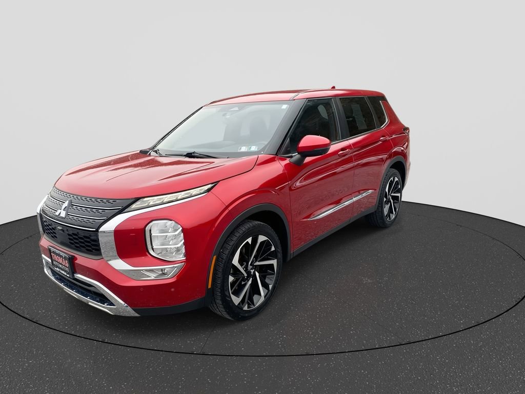 Used 2022 Mitsubishi Outlander SE image 4