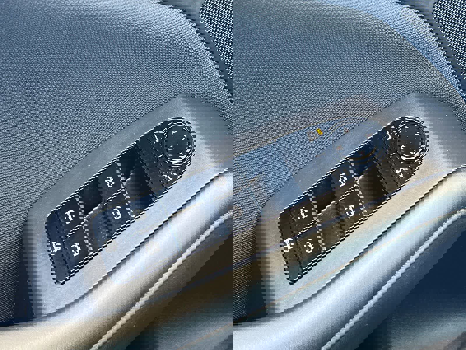 Used 2025 MAZDA MAZDA3 s image 14