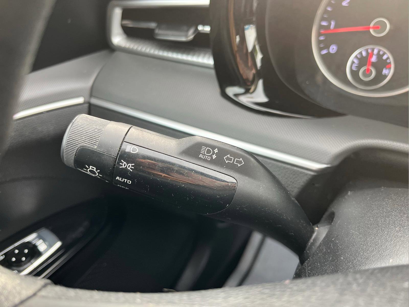 Used 2022 Kia K5 LXS image 16