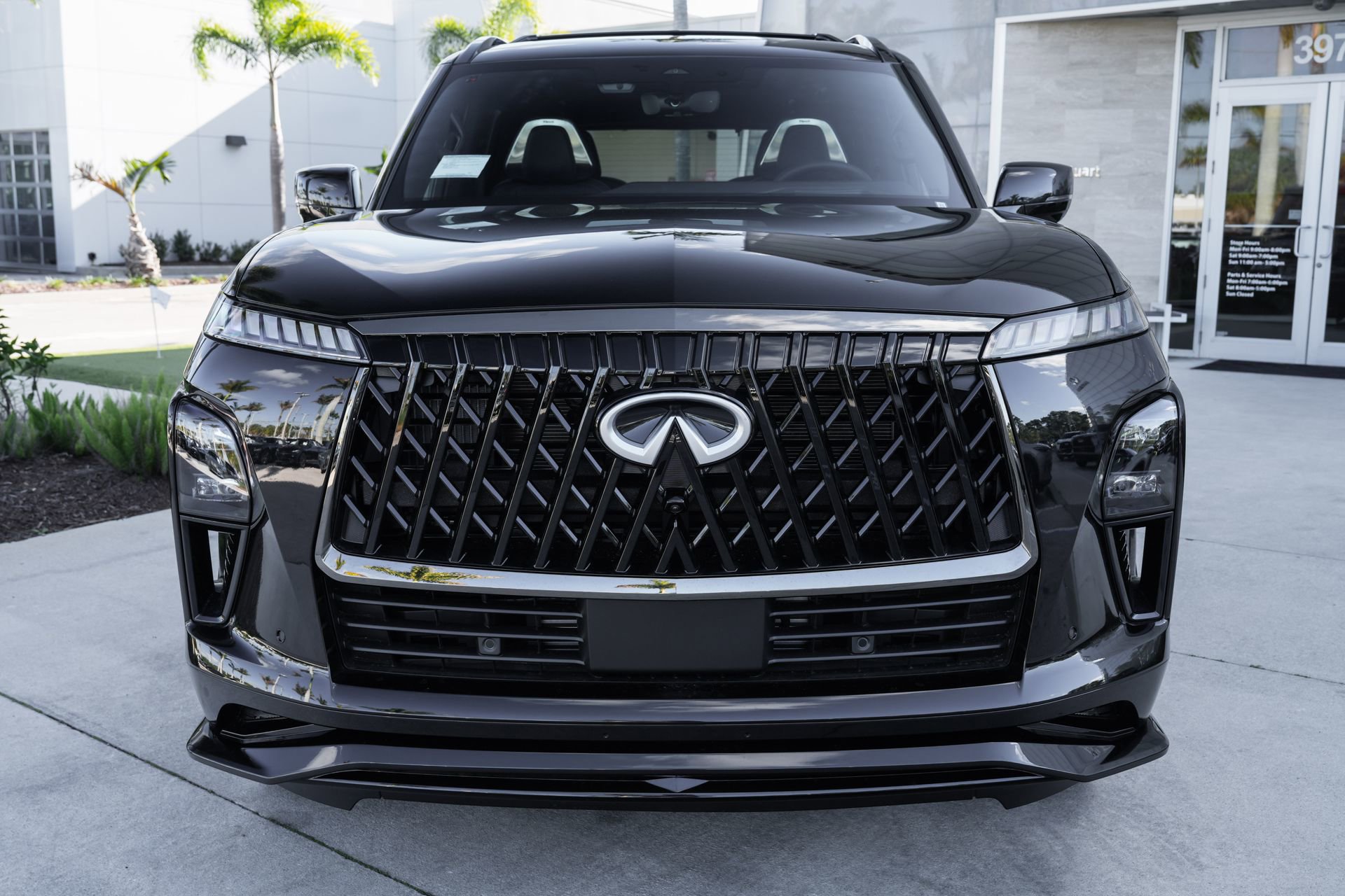New 2026 INFINITI QX80 4WD w/ Sport Exterior Package image 4