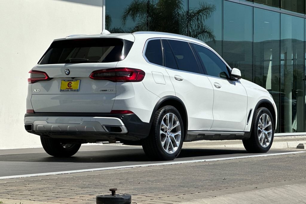 Used 2019 BMW X5 xDrive40i w/ Premium Package 2 AWD/4WD image 3