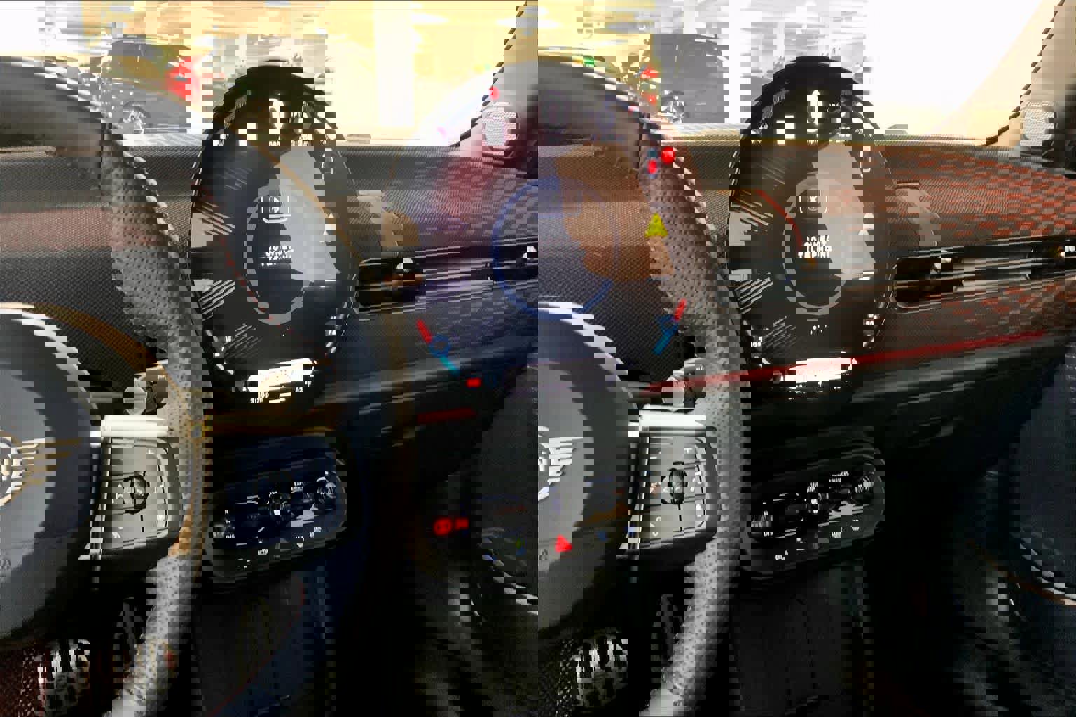 Certified 2025 MINI Cooper S image 6