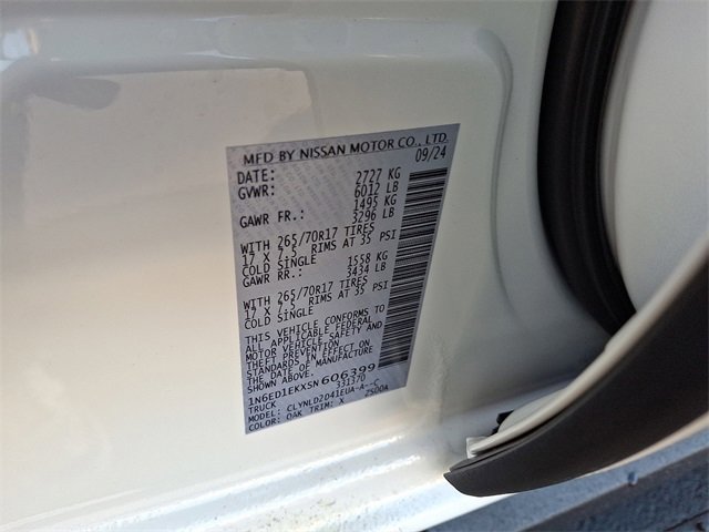 New 2025 Nissan Frontier PRO-4X w/ Black Accent Package image 8