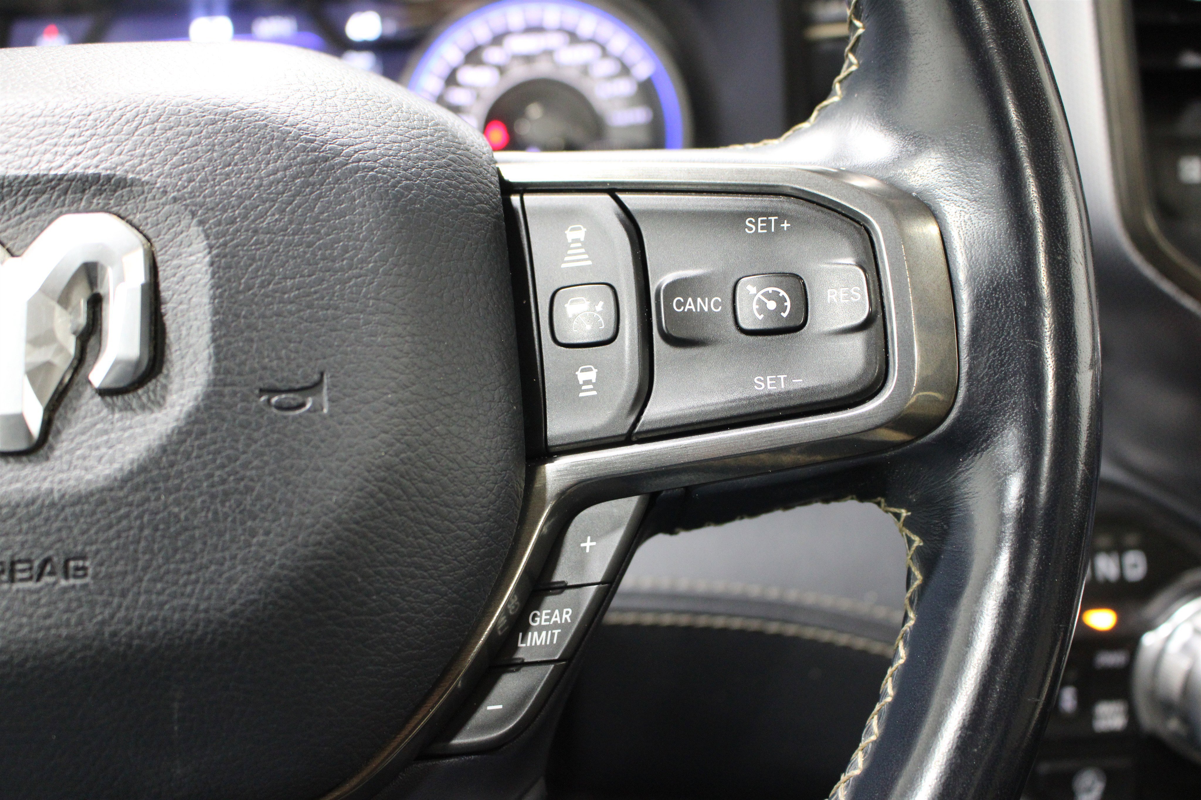 Used 2021 RAM 1500 Limited AWD/4WD image 12