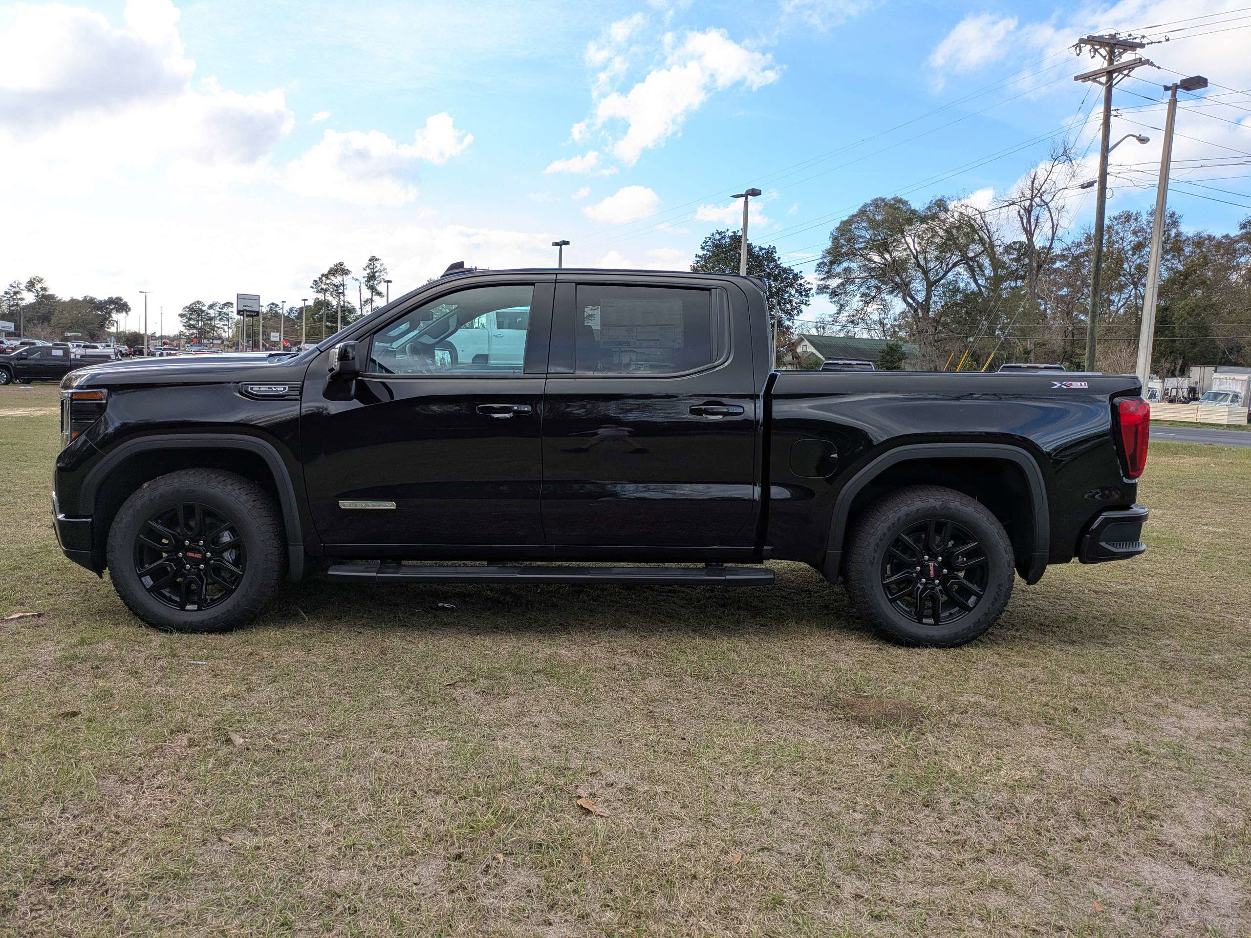 New 2026 GMC Sierra 1500 Elevation w/ Elevation Premium Package image 7