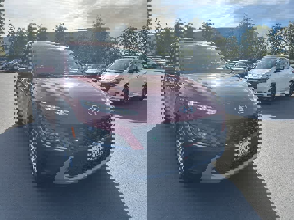 Used 2023 Hyundai Kona SEL image 1