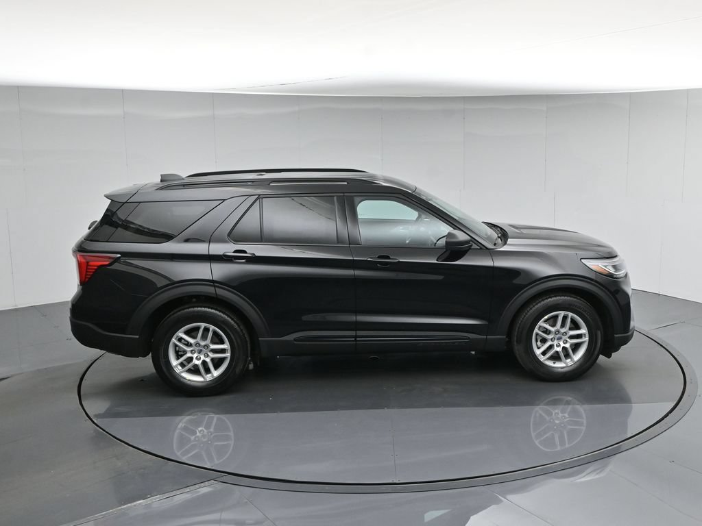 New 2026 Ford Explorer Active RWD image 39