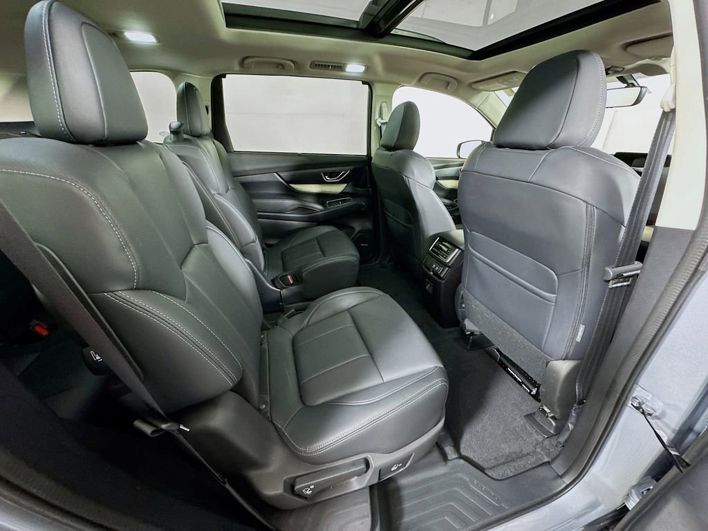 Used 2022 Subaru Ascent Limited w/ Technology Package AWD/4WD image 30
