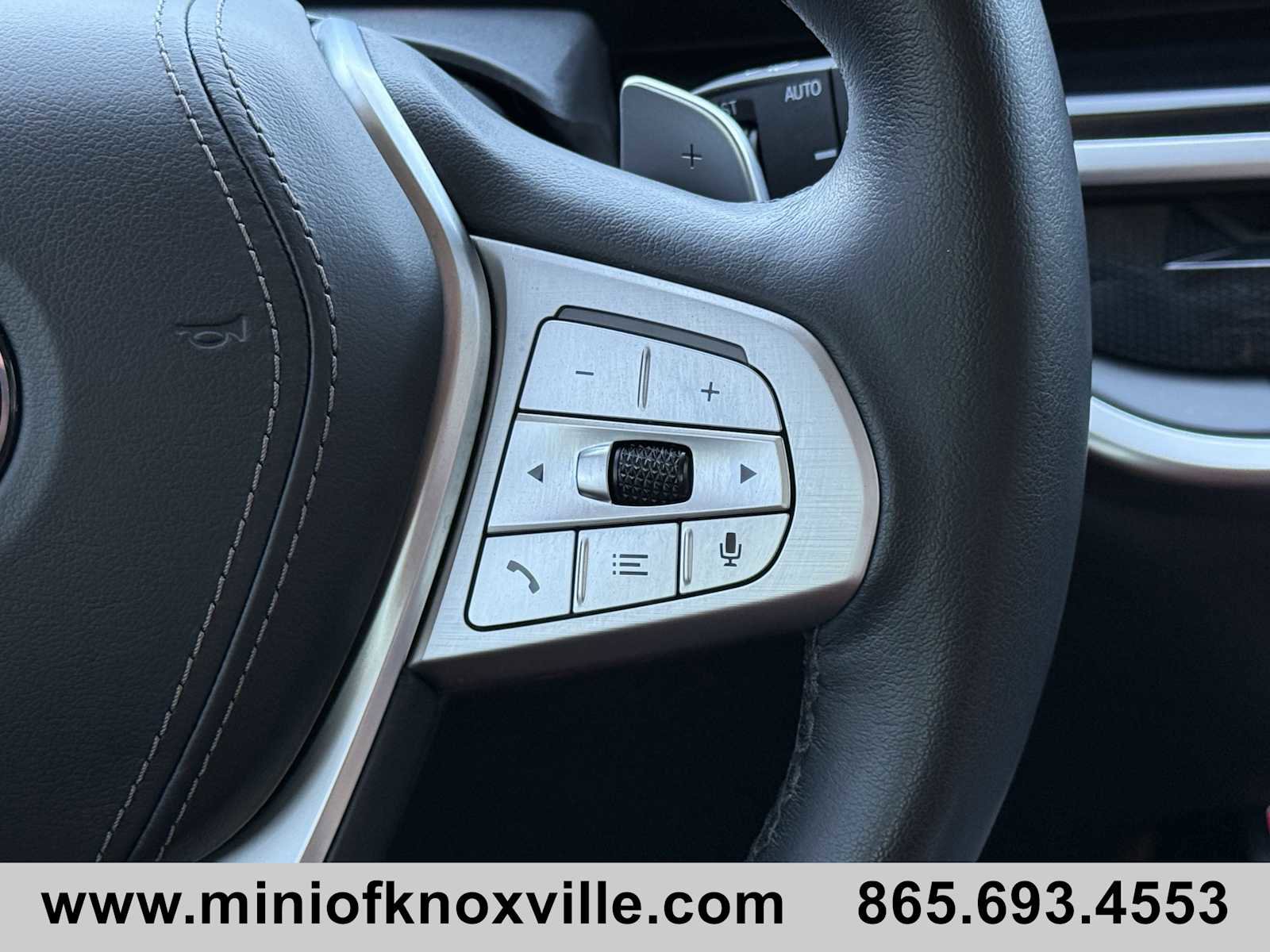 Used 2023 BMW X7 xDrive40i w/ Executive Package image 18