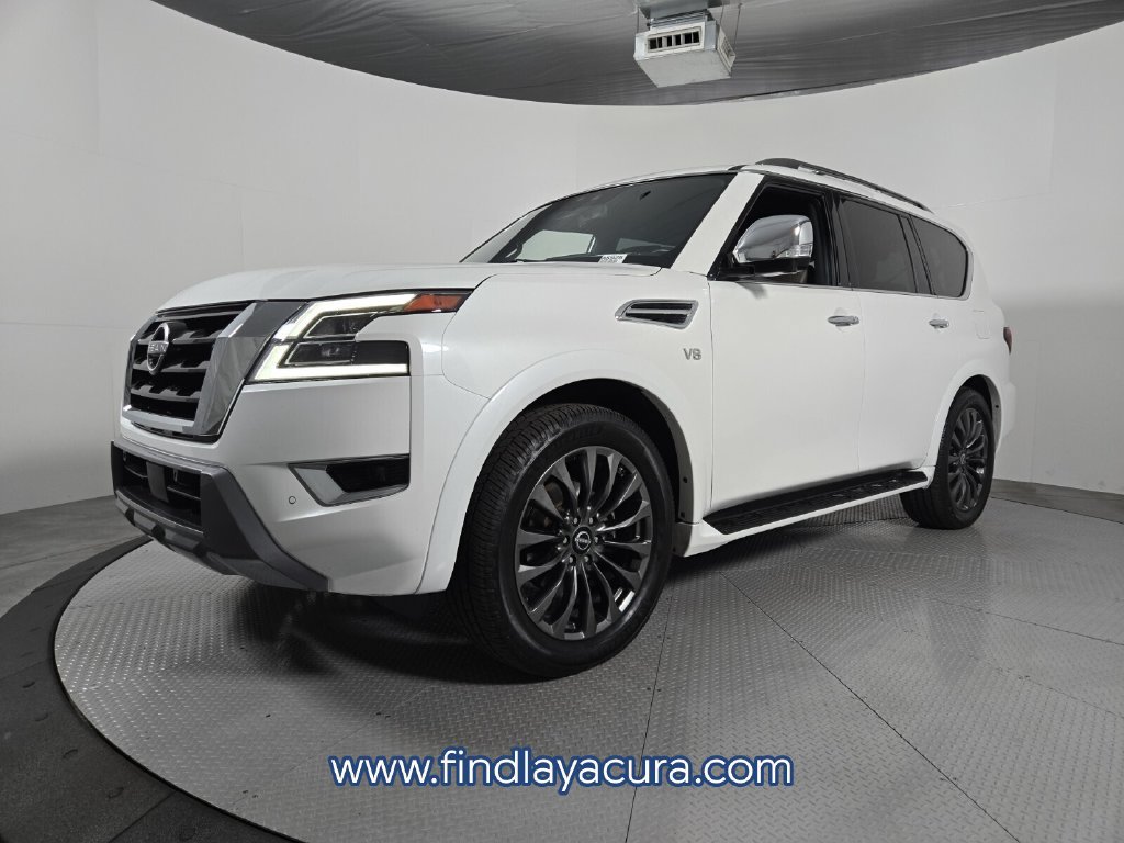 Used 2022 Nissan Armada Platinum w/ Captain's Chairs Package RWD image 2