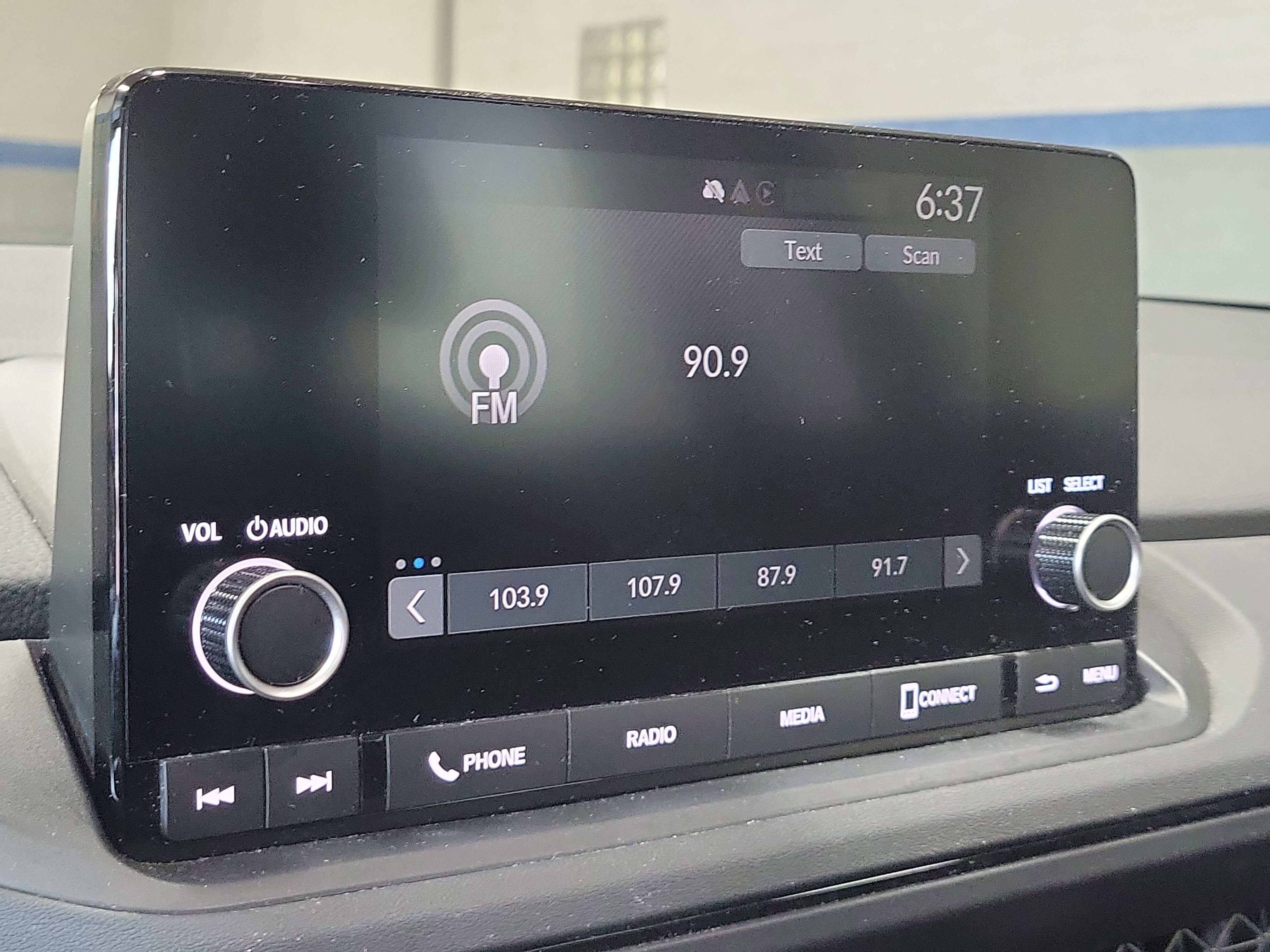 Used 2024 Honda Accord EX image 28