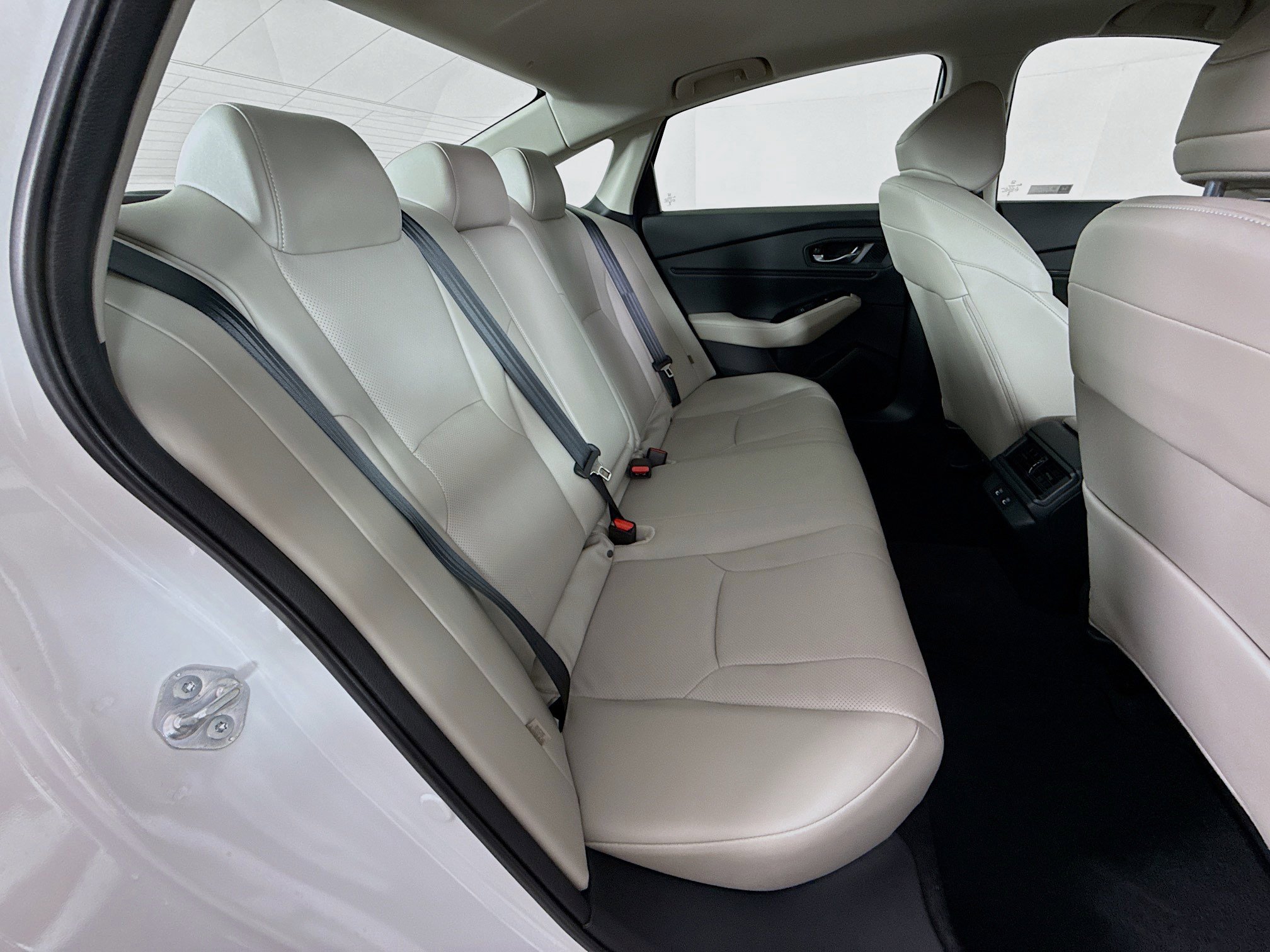 Certified 2025 Honda Accord Touring image 34