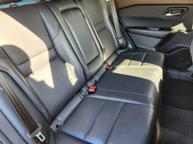 Certified 2023 Nissan Rogue SV w/ SV Premium B Package AWD/4WD image 16