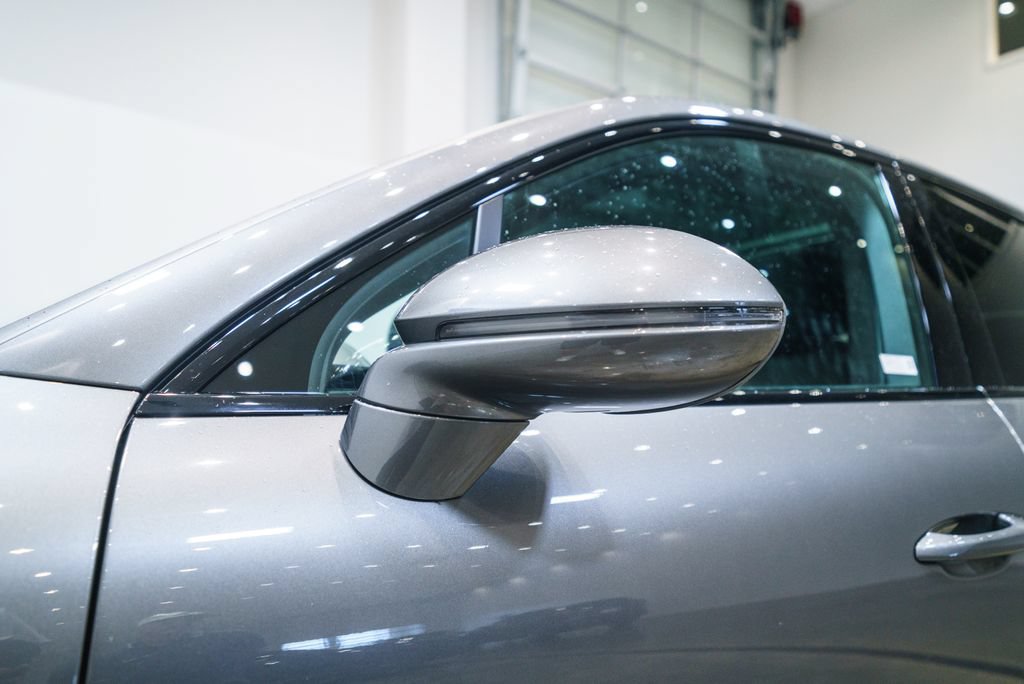 Used 2020 Porsche Cayenne Turbo AWD/4WD image 14
