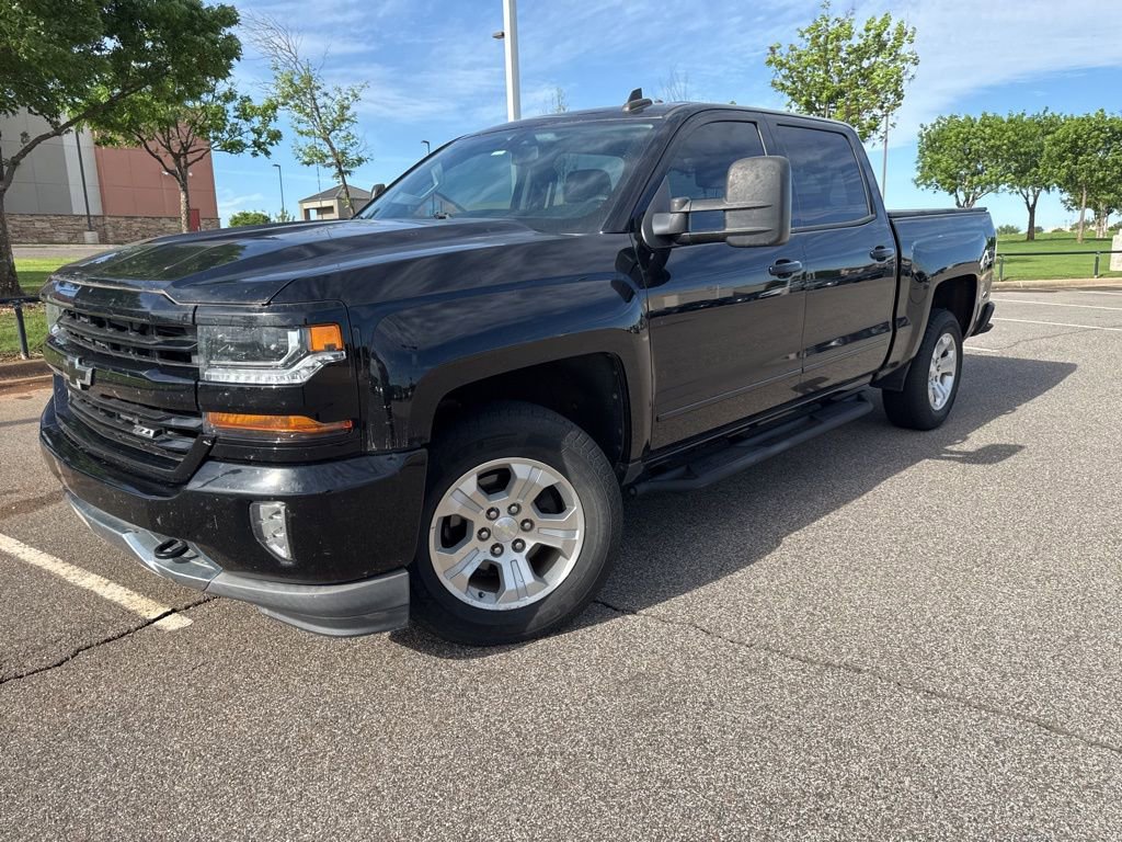 Used 2018 Chevrolet Silverado 1500 LT w/ Texas Edition AWD/4WD image 1