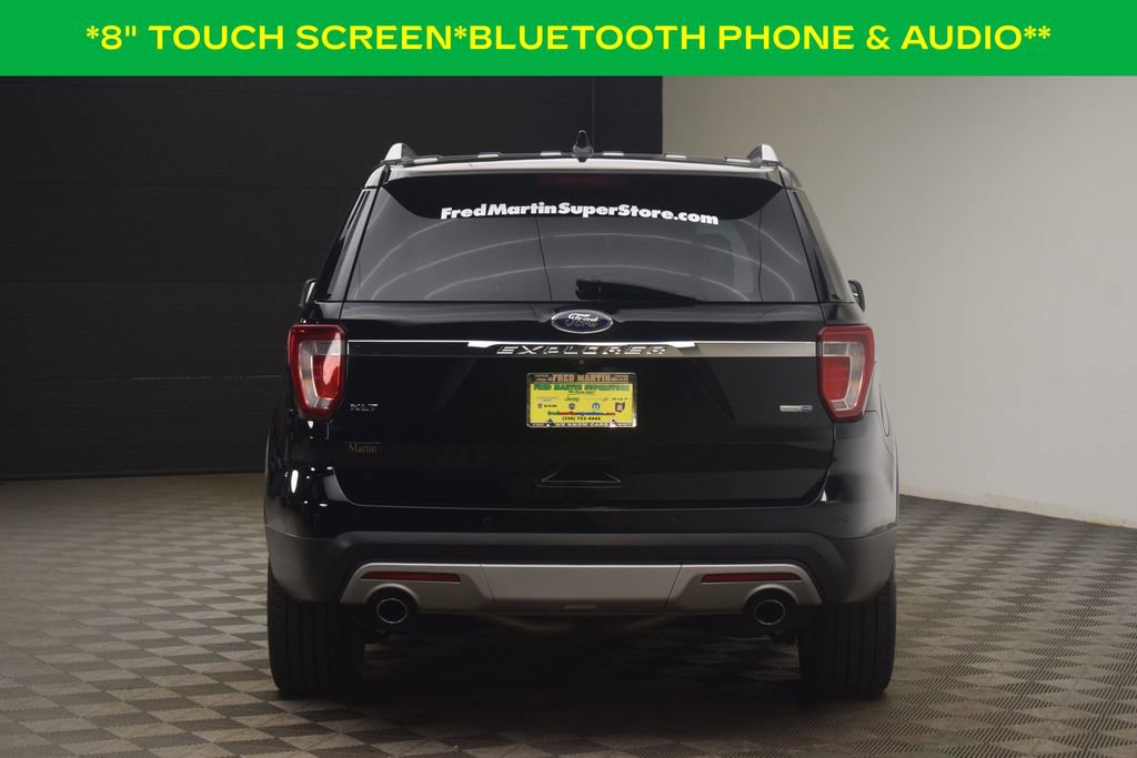 Used 2016 Ford Explorer XLT w/ Equipment Group 202A AWD/4WD image 9