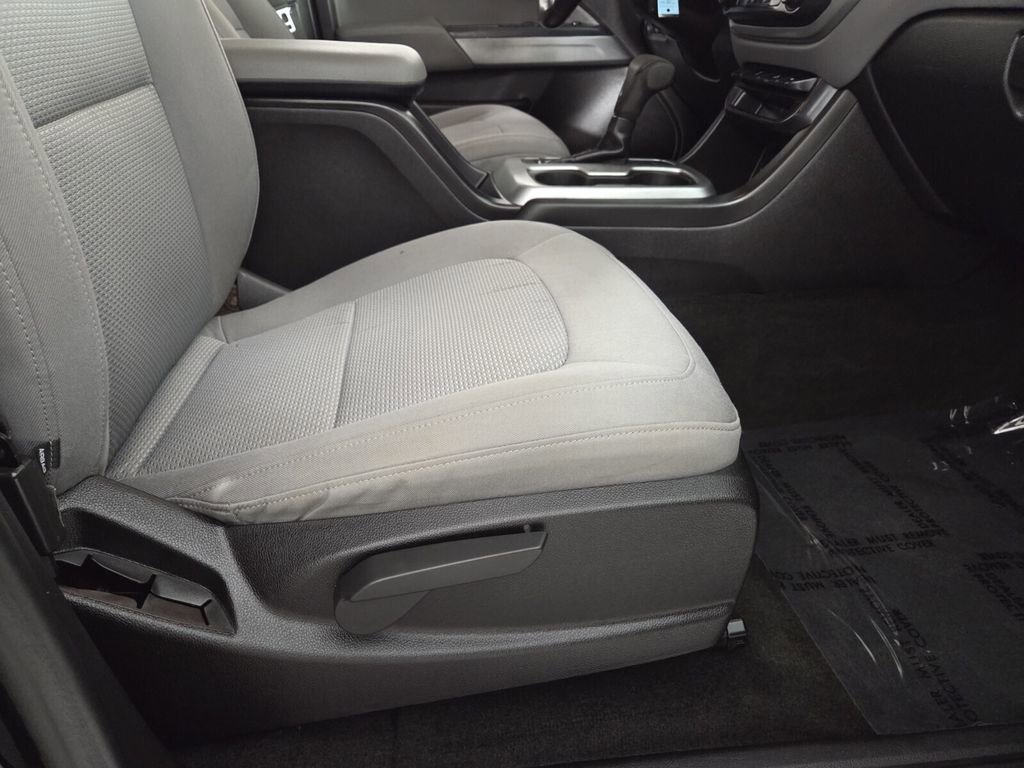 Used 2016 Chevrolet Colorado LT image 35