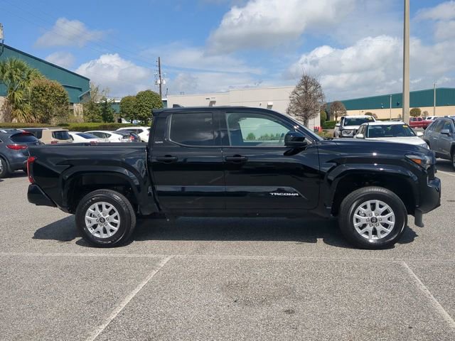 Certified 2025 Toyota Tacoma SR5 image 3