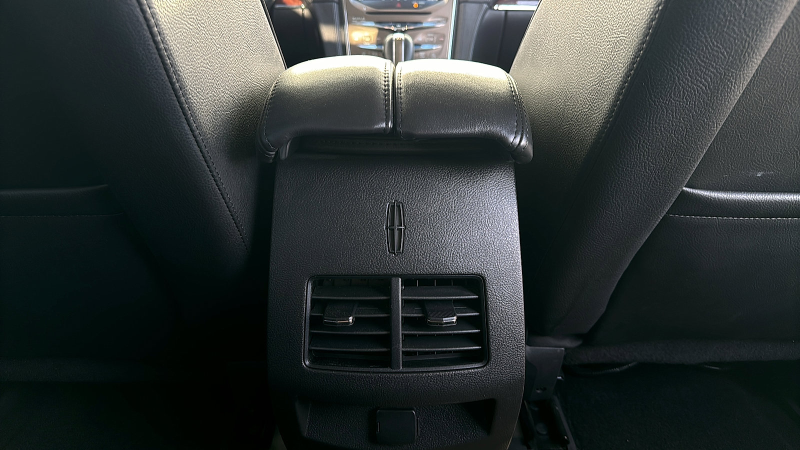 Used 2011 Lincoln MKX AWD w/ 102A Rapid Spec Order Code image 29