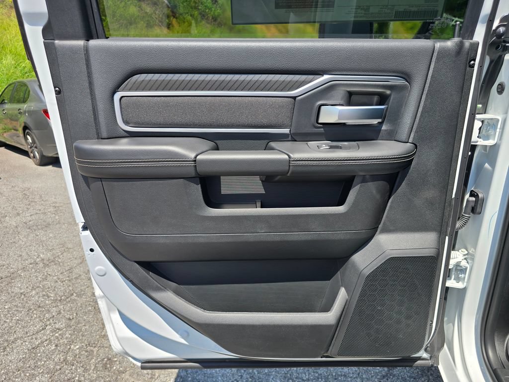 New 2026 RAM 2500 Big Horn AWD/4WD image 37