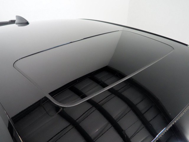 Used 2022 Cadillac CT4 V Blackwing w/ Carbon Fiber 1 Package RWD image 4