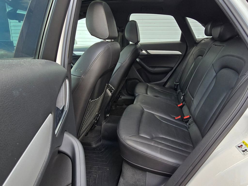 Used 2018 Audi Q3 2.0T Premium image 46