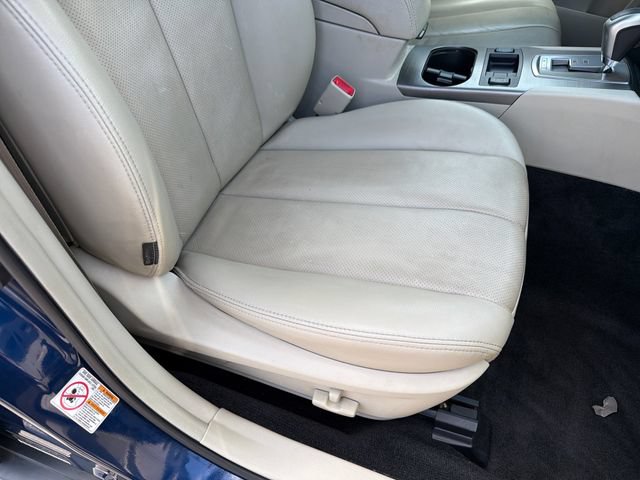 Used 2010 Subaru Outback 2.5i Limited AWD/4WD image 39