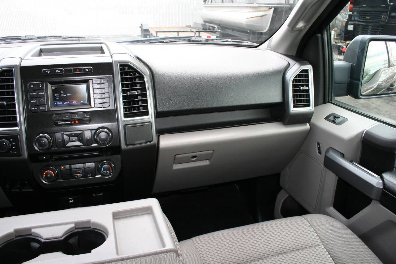 Used 2016 Ford F150 XLT image 11