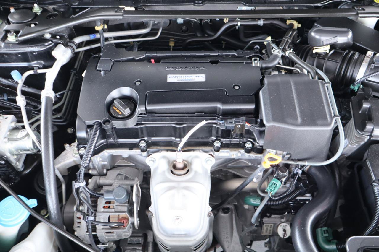 Used 2016 Honda Accord EX image 34
