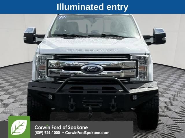 Used 2017 Ford F250 Lariat w/ Chrome Package image 7