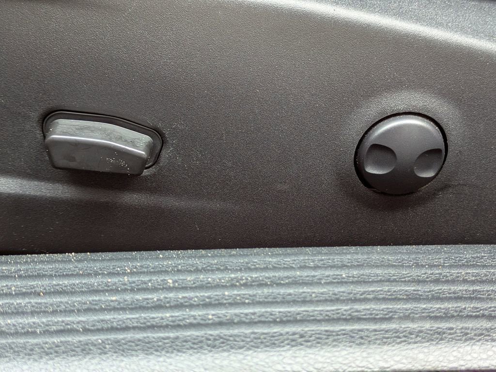 Used 2023 Dodge Challenger R/T w/ Plus Package image 19